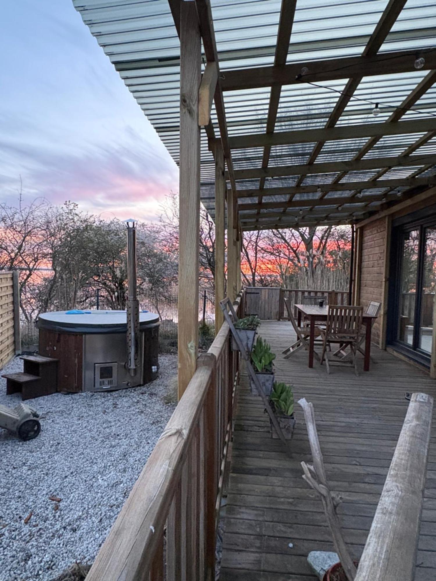 Tiny Beach House Heated And Airconditioned Wapnica  Exterior photo