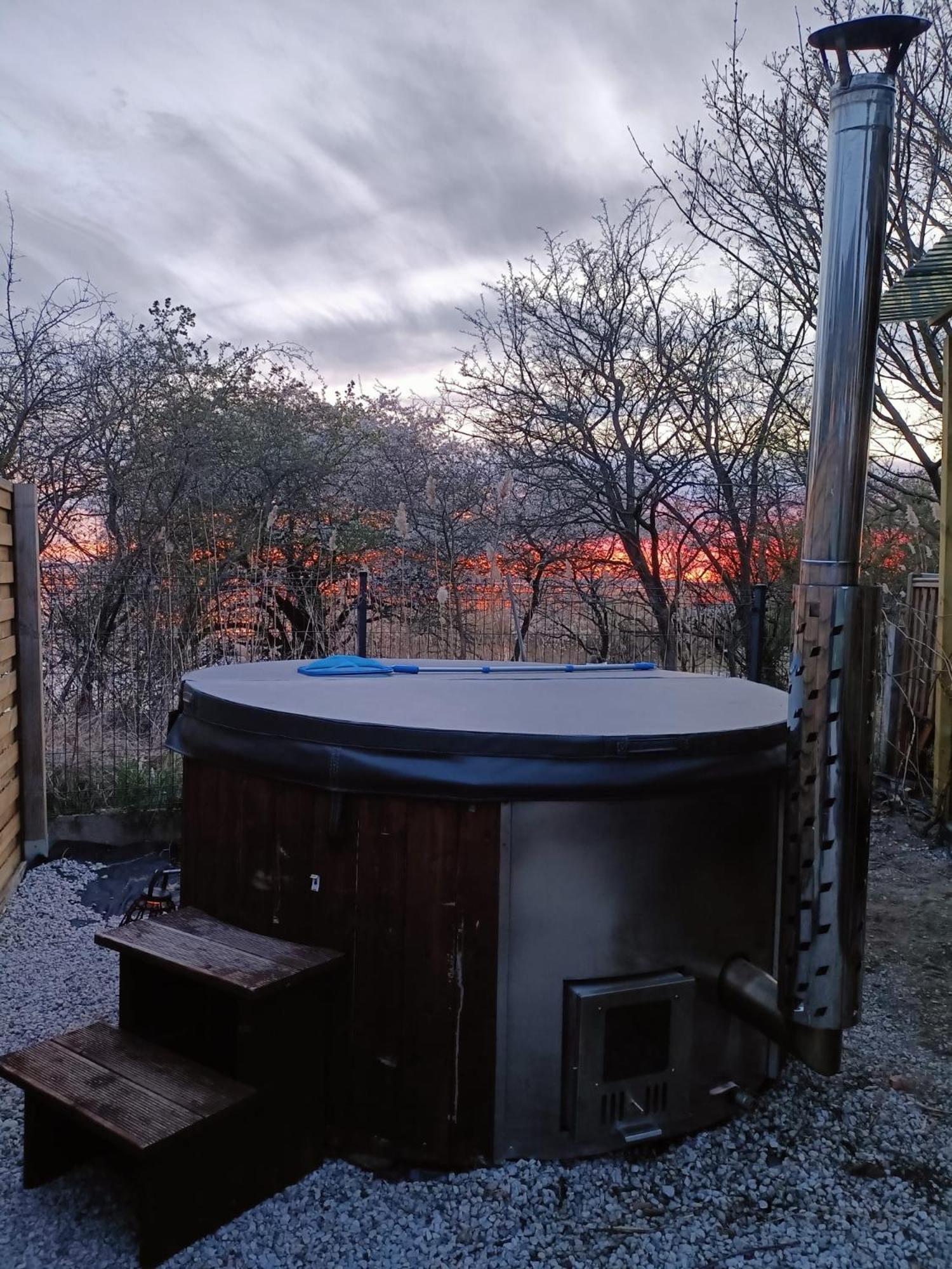 Tiny Beach House Heated And Airconditioned Wapnica  Exterior photo